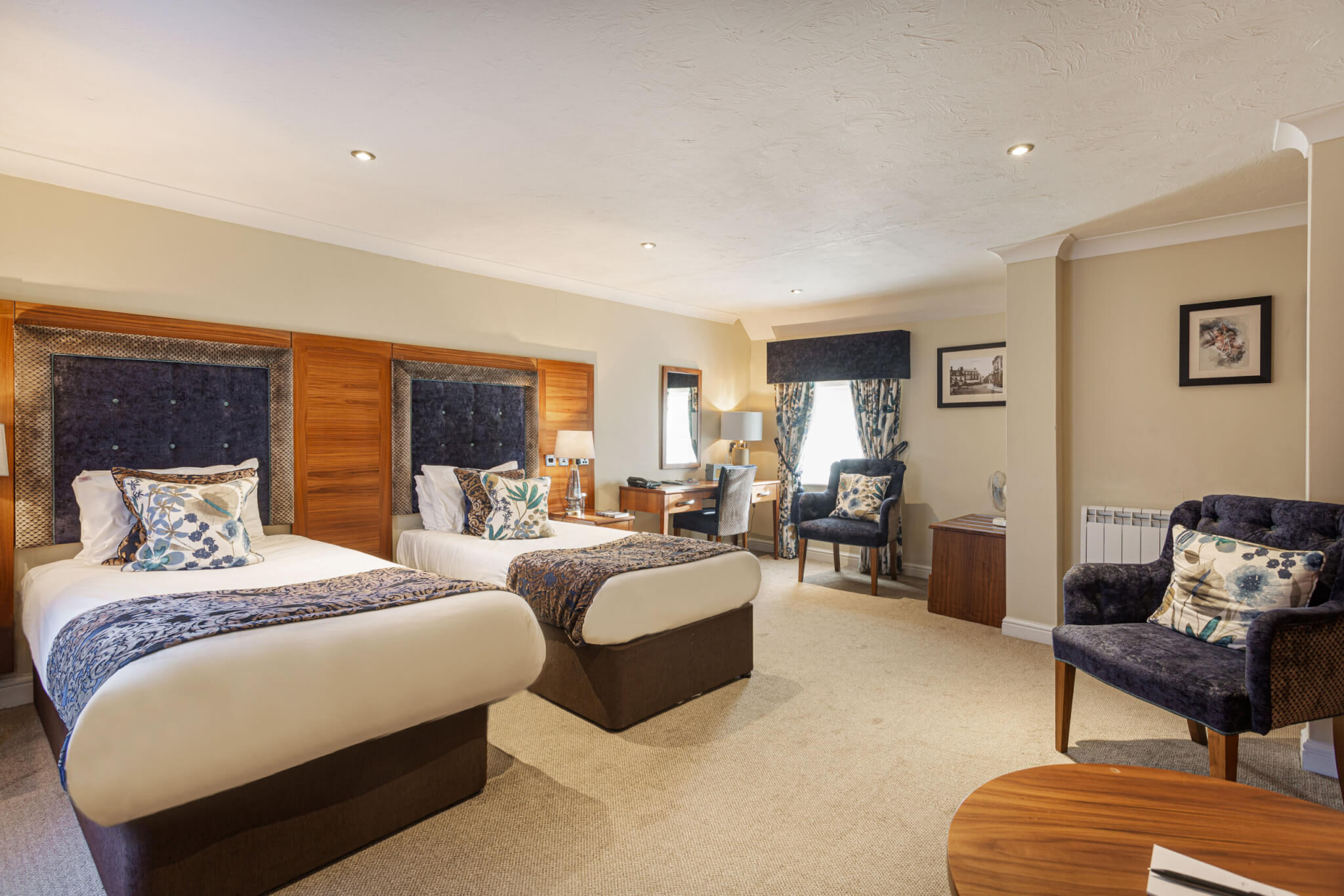 Classic Twin Room Hotel Horncastle 3 scaled