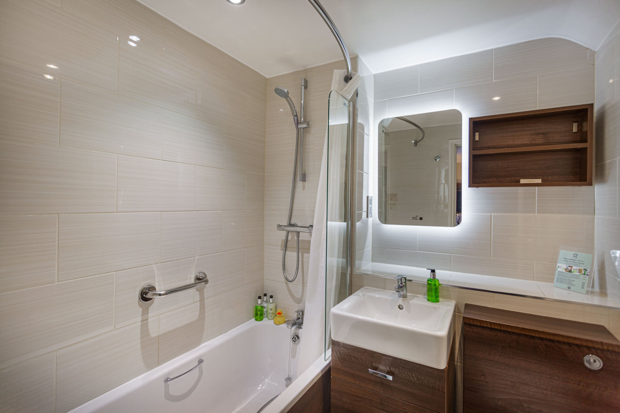 Classic Twin Room Hotel Horncastle 4 scaled