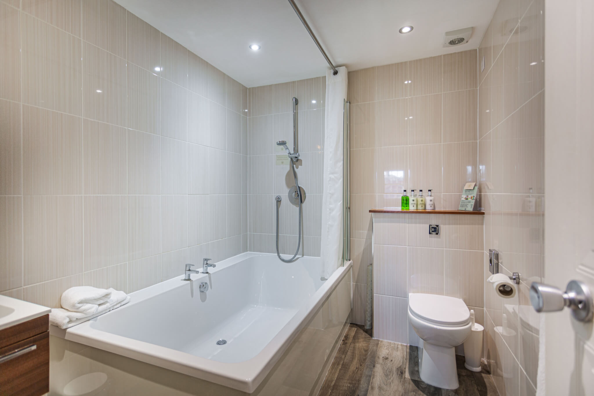 Deluxe Double Room Hotel Horncastle 5 scaled